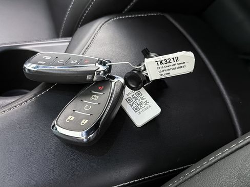 Used 2016 Chevrolet Camaro SS RWD image 24