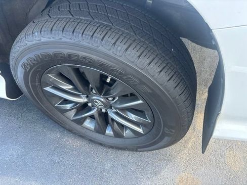 Used 2020 Lexus GX 460 Premium w/ Premium Package AWD/4WD image 6