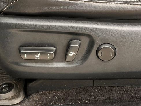 Used 2018 Lexus GX 460 image 22