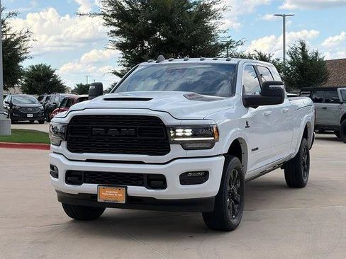 Certified 2023 RAM 2500 Limited AWD/4WD image 3