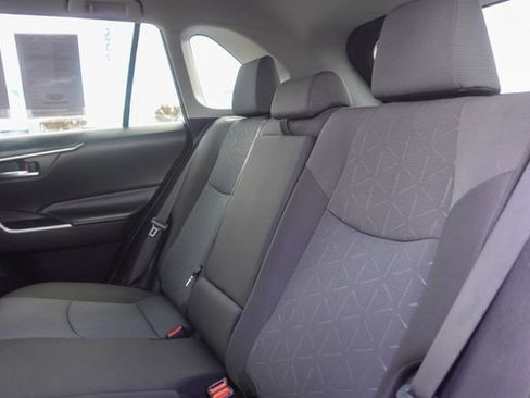 Certified 2024 Toyota RAV4 XLE FWD image 28