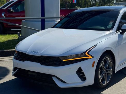 Used 2023 Kia K5 EX w/ EX Premium Package image 2