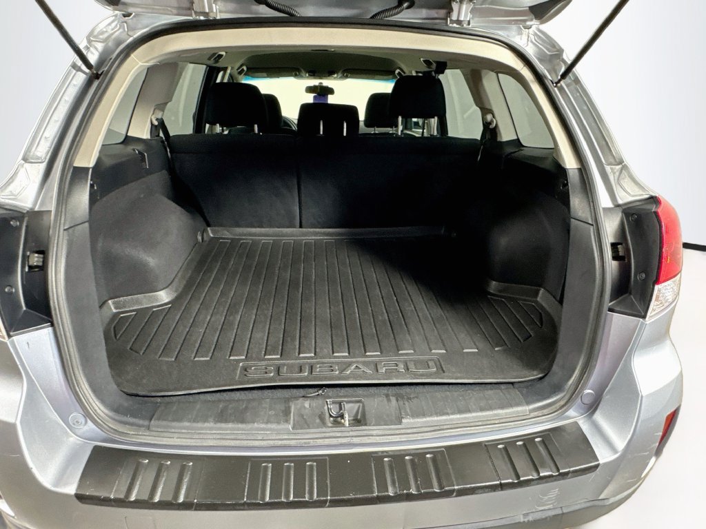 Used 2013 Subaru Outback 2.5i AWD/4WD image 27