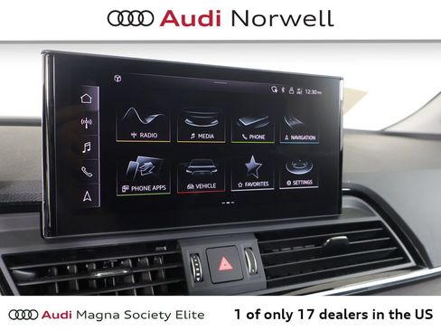 Used 2023 Audi Q5 2.0T Premium Plus w/ Premium Plus Package AWD/4WD image 6
