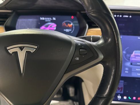 Used 2019 Tesla Model X Long Range image 14