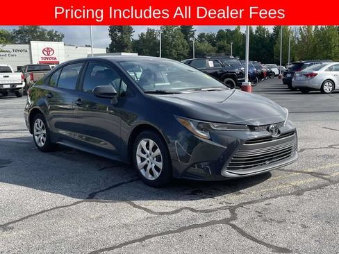 Used 2024 Toyota Corolla LE FWD image 7