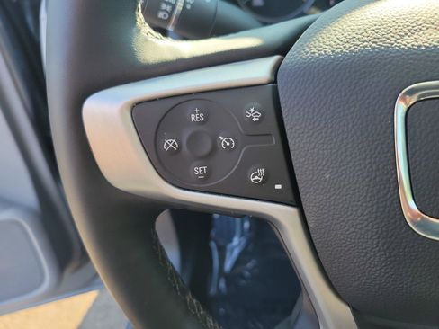 Used 2023 GMC Terrain SLT w/ Tech Package FWD image 26