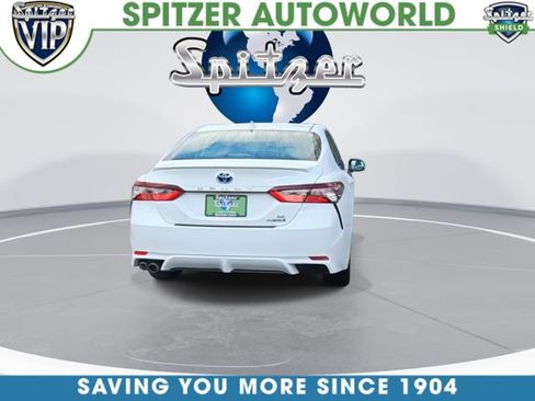 Used 2024 Toyota Camry SE w/ Cold Weather Package FWD image 7