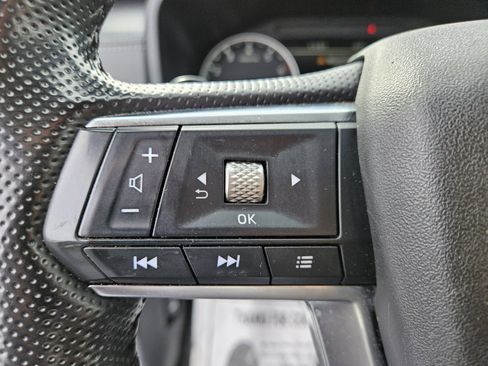 Used 2024 Mitsubishi Outlander SE image 27