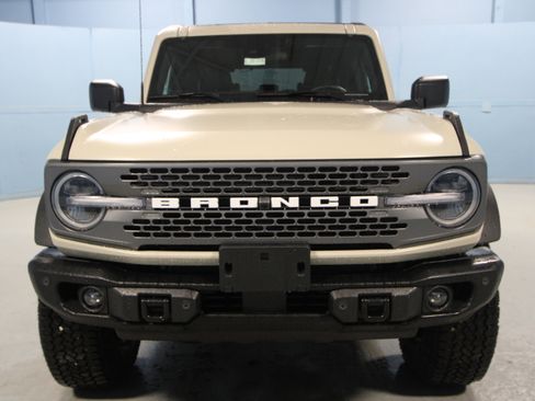 New 2026 Ford Bronco Badlands AWD/4WD image 21