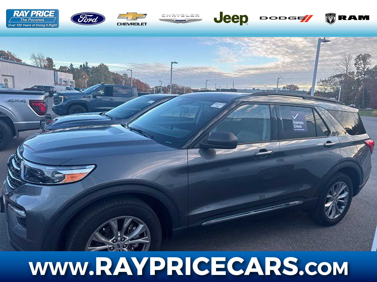 Used 2023 Ford Explorer XLT w/ Equipment Group 202A AWD/4WD image 1