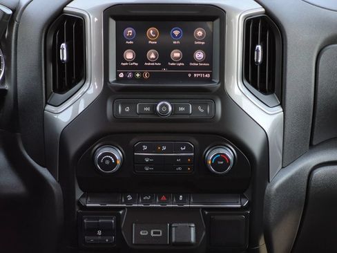 Used 2021 Chevrolet Silverado 1500 Custom Trail Boss w/ Safety Confidence Package AWD/4WD image 12