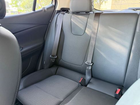 Used 2025 Buick Encore GX Preferred FWD image 39