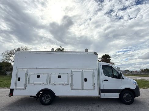 Used 2019 Mercedes-Benz Sprinter 170 image 8