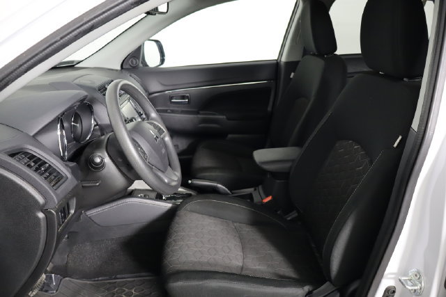 Used 2024 Mitsubishi Outlander Sport ES AWD/4WD image 12