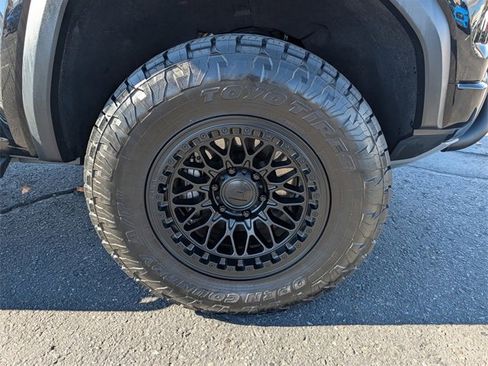 Used 2023 GMC Canyon AT4 w/ AT4 Premium Package image 26