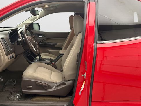Used 2015 GMC Canyon SLE AWD/4WD image 11