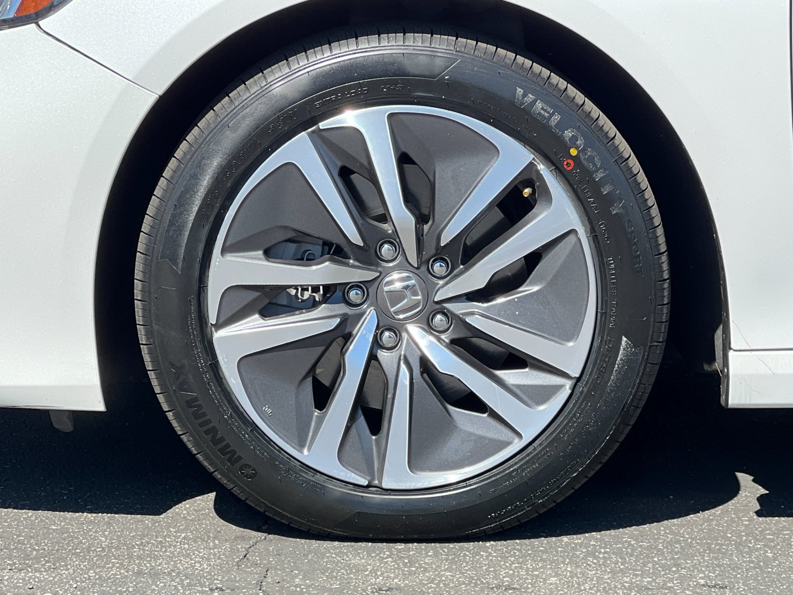 Used 2022 Honda Accord EX-L image 23
