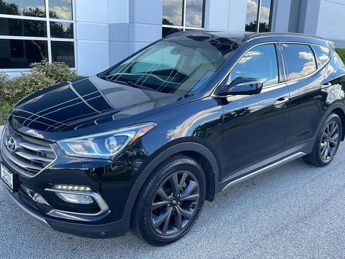 Used 2017 Hyundai Santa Fe Sport w/ 2.0T Ultimate Tech Package 05 AWD/4WD image 2