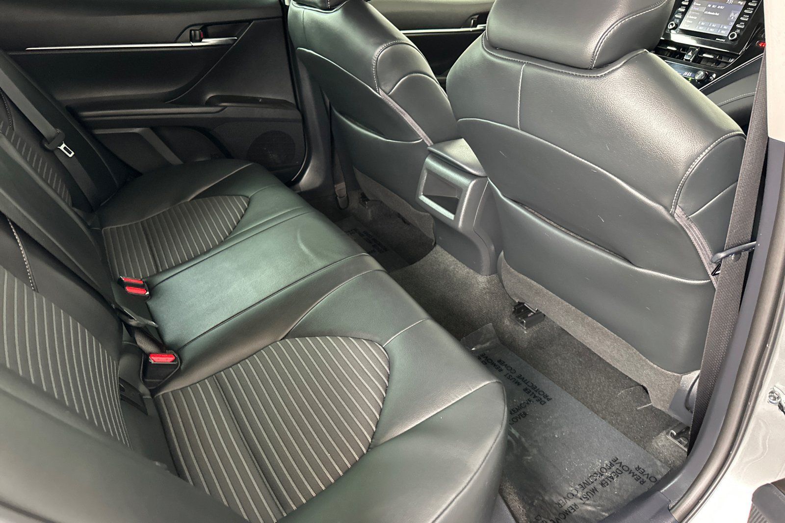Used 2024 Toyota Camry SE FWD image 17