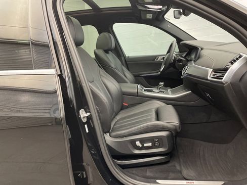 Used 2022 BMW X5 sDrive40i w/ Parking Assistance Package image 27