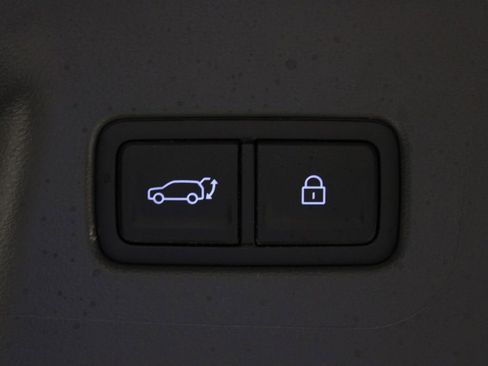 Used 2026 Hyundai Santa Fe SEL w/ Tow & Go Package FWD image 18