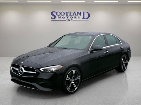 Used 2025 Mercedes-Benz C 300 Sedan image 2