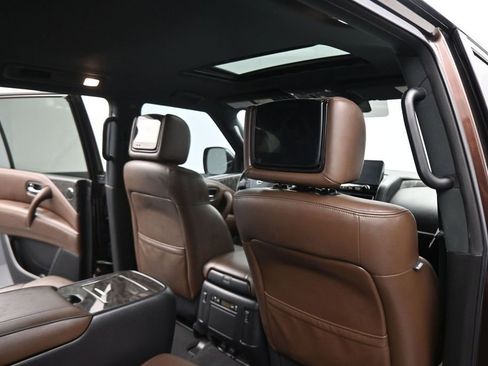 Used 2021 Nissan Armada Platinum w/ Captain's Chairs Package RWD image 7