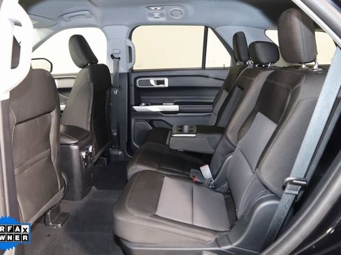 Used 2022 Ford Explorer XLT image 52