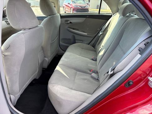 Used 2013 Toyota Corolla LE image 10