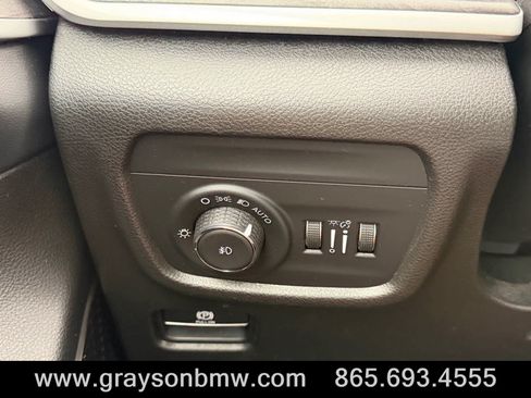 Used 2021 Jeep Grand Cherokee L Limited AWD/4WD image 27