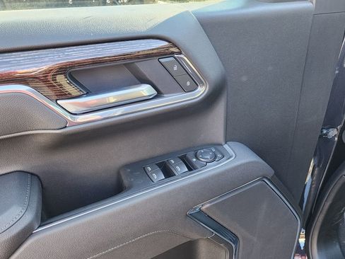 New 2026 GMC Sierra 1500 Elevation w/ X31 Off-Road Package AWD/4WD image 15