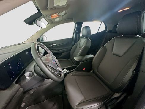 Used 2025 Buick Encore GX Preferred AWD/4WD image 13