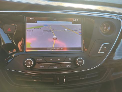 Used 2017 Buick Envision Essence image 19