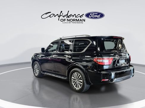 Used 2022 Nissan Armada SV w/ SV Appearance Package RWD image 6