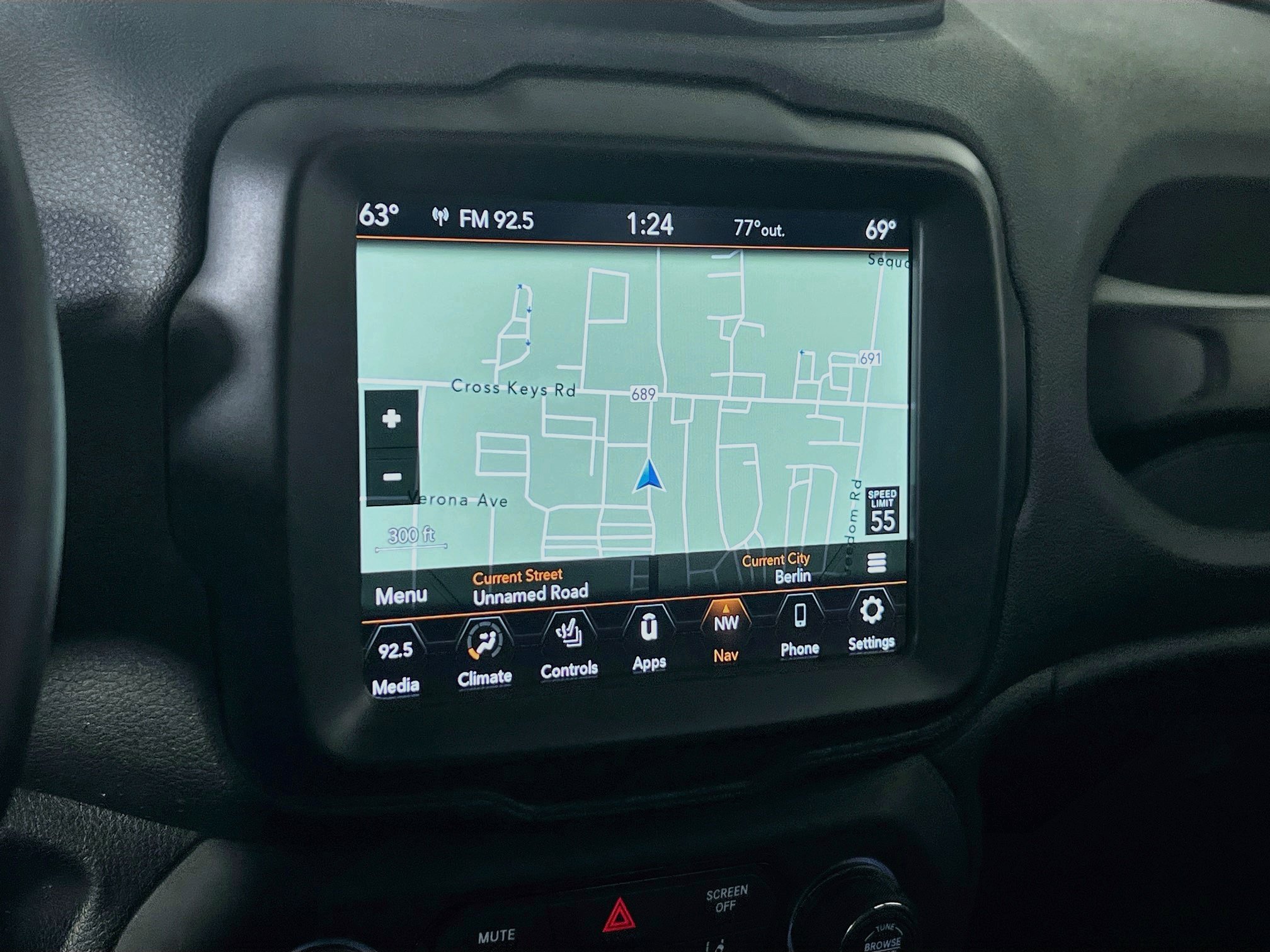Used 2023 Jeep Renegade Altitude w/ Convenience Group I AWD/4WD image 13