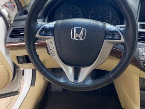 Used 2010 Honda Crosstour EX-L image 23