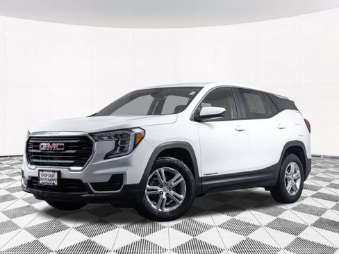 Used 2024 GMC Terrain SLE AWD/4WD image 2