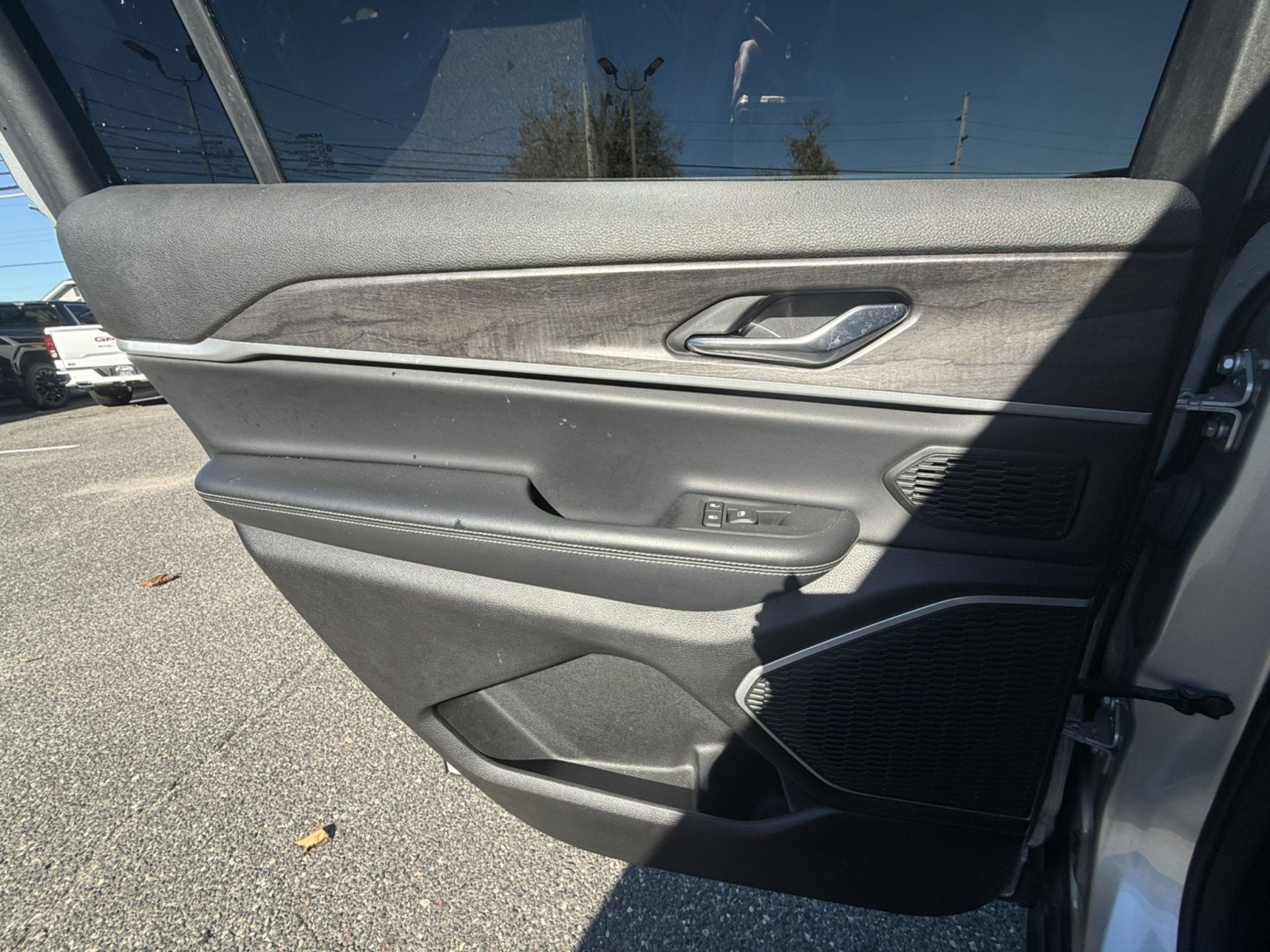 Used 2021 Jeep Grand Cherokee L Limited AWD/4WD image 28