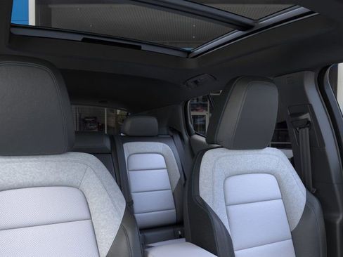 New 2026 Chevrolet Equinox EV LT AWD/4WD image 24