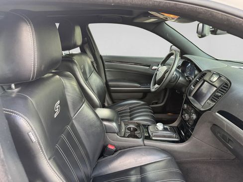 Used 2022 Chrysler 300 S RWD image 20