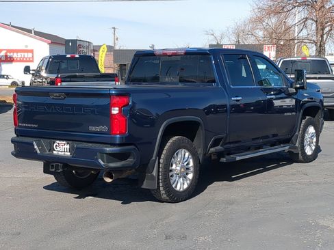 Used 2021 Chevrolet Silverado 2500 High Country w/ Z71 Off-Road Package image 3