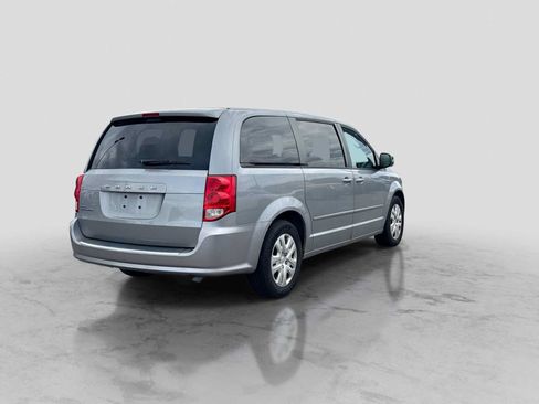 Used 2014 Dodge Grand Caravan SE w/ Quick Order Package 29E SE FWD image 5