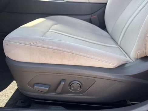 Used 2025 Hyundai Sonata SEL FWD image 16