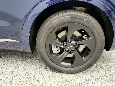 Used 2026 Genesis GV70 2.5T Select AWD/4WD image 9