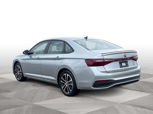 Used 2025 Volkswagen Jetta Sport FWD image 6