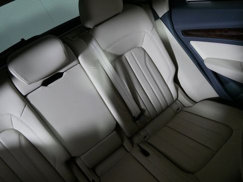 Used 2018 Audi Q5 2.0T Premium Plus w/ Premium Plus Package image 14