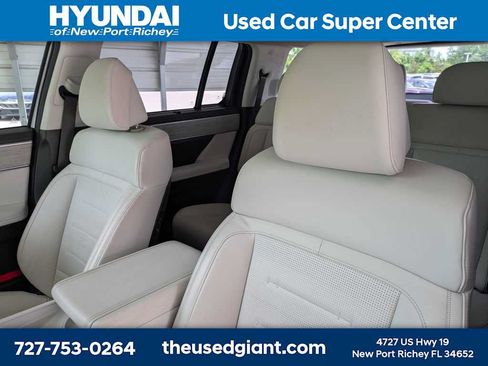Used 2025 Hyundai Santa Fe Calligraphy AWD/4WD image 7