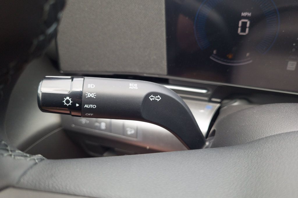 New 2027 Hyundai Kona SEL Sport FWD image 30