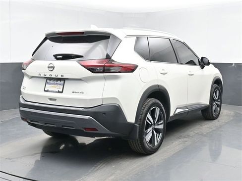 Used 2023 Nissan Rogue SL image 14
